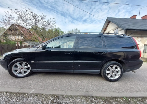 Volvo V70 cena 7700 przebieg: 390000, rok produkcji 2004 z Warszawa małe 137